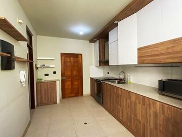 VENDO LINDO DEPARTAMENTO EN LA  AV. FORTUNATO CHIRICHIGNO (POR EL GOBIERNO REGIONAL PIURA)