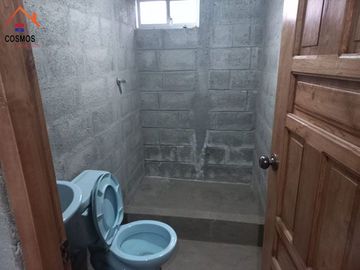 Venta de casa con terreno en Otavalo sector Yambiro