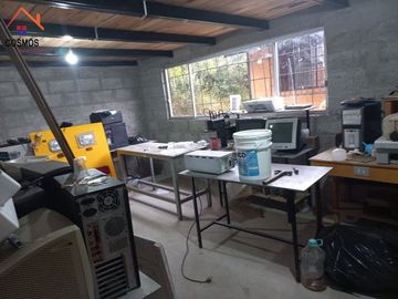 Venta de casa con terreno en Otavalo sector Yambiro