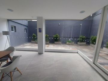 Vendo Departamento de 191 m2 en  la  Av. González Suárez.