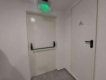Vendo Departamento de 191 m2 en  la  Av. González Suárez.