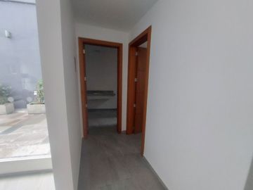 Vendo Departamento de 191 m2 en  la  Av. González Suárez.