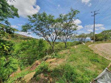 Lote ORQUÍDEA 143 con bonita vista todos los servicios proyecto incluído en Fracc Rancho San Diego Ixtapan de la Sal EDOMEX