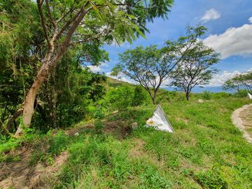 Lote ORQUÍDEA 143 con bonita vista todos los servicios proyecto incluído en Fracc Rancho San Diego Ixtapan de la Sal EDOMEX