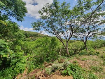 Lote ORQUÍDEA 143 con bonita vista todos los servicios proyecto incluído en Fracc Rancho San Diego Ixtapan de la Sal EDOMEX