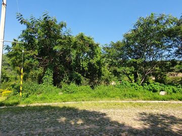 Lote ORQUÍDEA 143 con bonita vista todos los servicios proyecto incluído en Fracc Rancho San Diego Ixtapan de la Sal EDOMEX