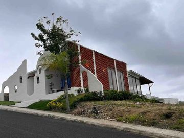 Casa de playa en venta, Jama Manabi
