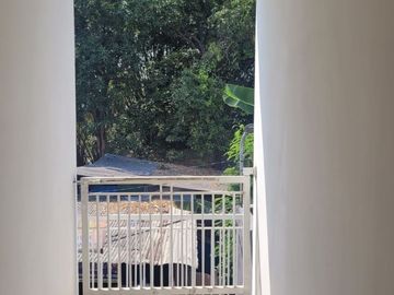 Dijual Rumah Baru 2 lantai Balas klumprik Wiyung Surabaya