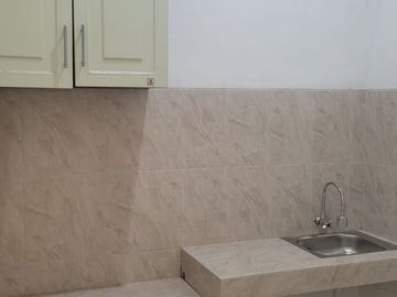 Dijual Rumah Baru 2 lantai Balas klumprik Wiyung Surabaya