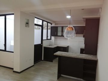 CASA EN VENTA EN SANTA ROSA. APTA CRÉDITO VIP