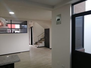 CASA EN VENTA EN SANTA ROSA. APTA CRÉDITO VIP