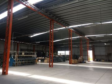 Galpon Industrial Tambillo , 10.000 m² Terreno, 1.820 m2 galpon, 430 m² Oficinas. Cerca de Quito.