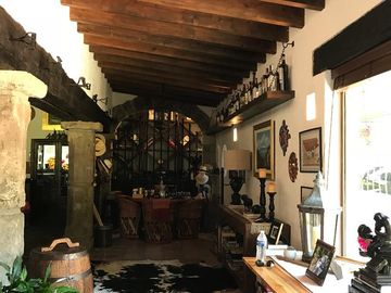 MARAVILLOSA CASA EN EL EXCLUSIVO FRACCIONAMIENTO HACIENDA SAN MARTIN
