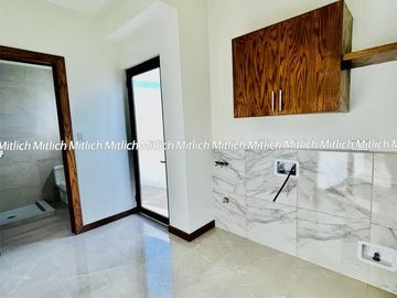 Casa en venta con racamara en planta baja Canteras $8,000,000