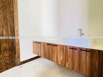 Casa en venta con racamara en planta baja Canteras $8,000,000