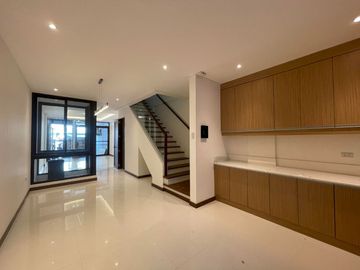 Artisanal Brand New House & Lot Don Antonio Heights Q.C. Philhomes - Kenneth Matias