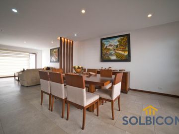 Casa a la venta de lujo en Challuabamba Cuenca