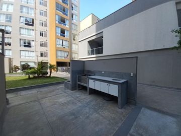 Depa en Venta en Santiago de Surco cerca a la Estacion Ayacucho