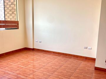 VENTA DE ACOGEDOR DEPARTAMENTO MAS AIRES 160 M2 – URB. ELIO CERCADO DE LIMA