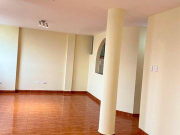 VENTA DE ACOGEDOR DEPARTAMENTO MAS AIRES 160 M2 – URB. ELIO CERCADO DE LIMA