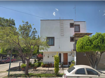 HERMOSA CASA EN VENTA
