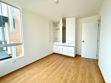 Venta de Dpto. Dúplex de Estreno en Magdalena