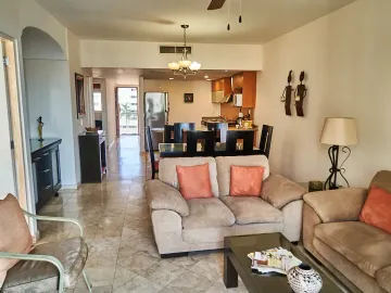 VENDEDOR MOTIVADO Condominio en venta Portofino, vista a la marina. Turn-key deal