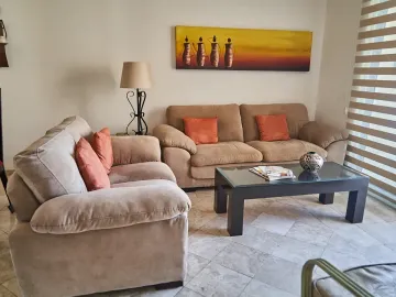 VENDEDOR MOTIVADO Condominio en venta Portofino, vista a la marina. Turn-key deal