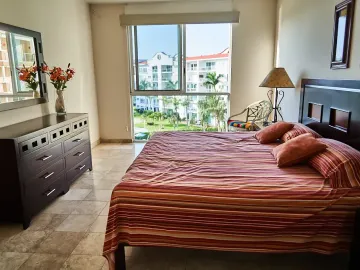 VENDEDOR MOTIVADO Condominio en venta Portofino, vista a la marina. Turn-key deal