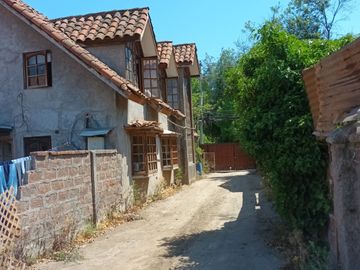 Casa dos pisos, 5 dormitorios, 4 baños 638/167