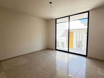 Venta de Casa Moderna  en Palmira, Cuernavaca