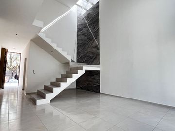 Venta de Casa Moderna  en Palmira, Cuernavaca