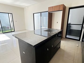 Venta de Casa Moderna  en Palmira, Cuernavaca