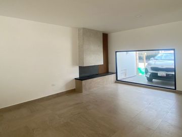 Casa en Venta en Residencial Lucendi , atrás de Plaza San Diego Puebla