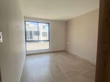 Casa en Venta en Residencial Lucendi , atrás de Plaza San Diego Puebla