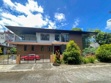 Corner House and Lot for Sale in Tagaytay at Windsor Heights