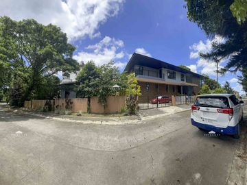 Corner House and Lot for Sale in Tagaytay at Windsor Heights