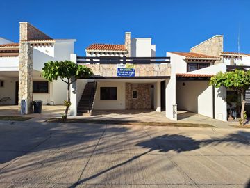 Casa en Venta Fracc. Azul Pacifico Mazatlán, Sin.