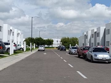 Renta de departamento amueblado en el Marqués Querétaro, Fracc. Sendas Cerca  Parque  Ind. Bernardo Quintana