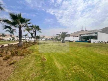 VENTA DE TERRENO CON UBICACIÓN PRIVILEGIADA EN PLAYA CORAL - ASIA Km 93.4