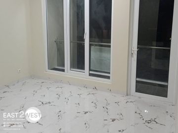 Dijual Rumah Cantik The Green Vineyard BSD City Tangerang Selatan Bagus Mewah Lokasi Strategis