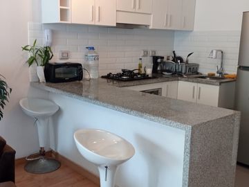 DEPARTAMENTO EN PRIMER PISO CON TERRAZA, A UN PASO DE TOTTUS