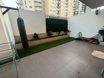 DEPARTAMENTO EN PRIMER PISO CON TERRAZA, A UN PASO DE TOTTUS