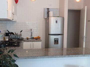 DEPARTAMENTO EN PRIMER PISO CON TERRAZA, A UN PASO DE TOTTUS