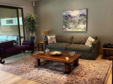 MARAVILLOSA CASA EN LOS BOSQUES DE CHICUREO, IMPERDIBLE OPORTUNIDAD