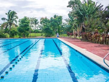 2 bedroom out of town villa with a prefect view of the golf course in Silang Cavite close to Sta. Rosa