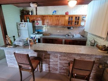 Pallatanga, Venta de Excelente Finca con Casa de Campo y Variada Plantación 1 Ha