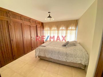 ID: 1060057  HERMOSO DEPARTAMENTO 100m2+AIRES 96m2 +COCHERA‼️ Con vista a la calle- San Borja