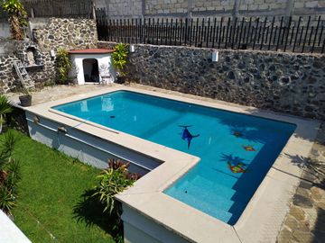 Casa sola de 4 recamaras con alberca  en Burgos Cuernavaca, Temixco, Mor.