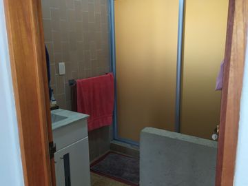 Casa sola de 4 recamaras con alberca  en Burgos Cuernavaca, Temixco, Mor.